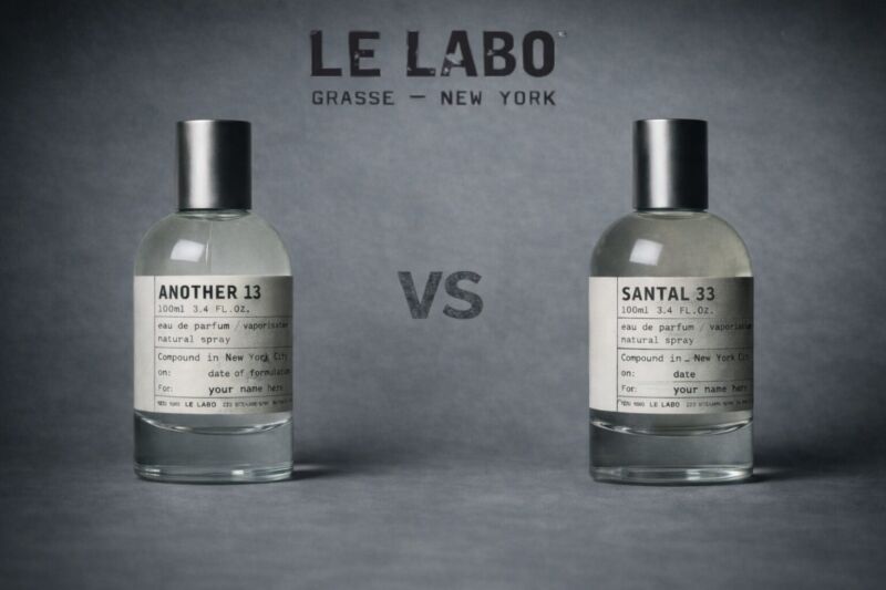 ルラボ香水ANOTHER13とSANTAL33の違いを比較した画像。グレー背景にボトルを並べ中央にVSを配置したシンプルで高級感のあるデザイン